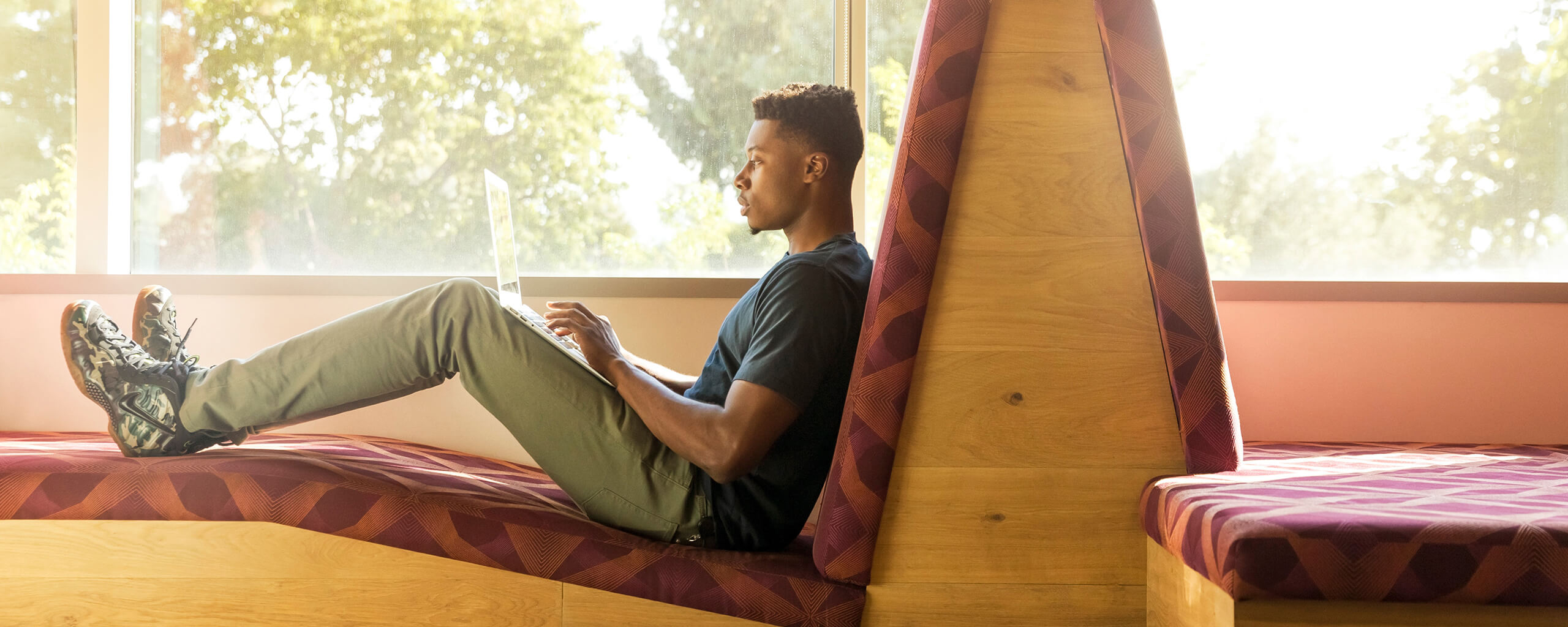 man using his laptop
