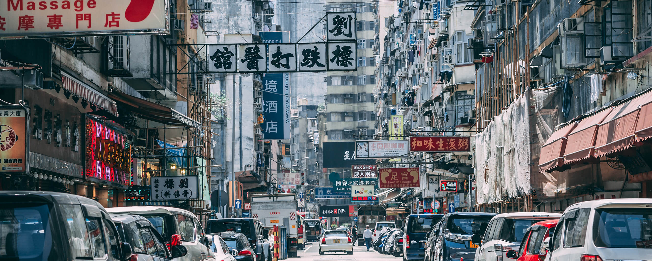 Honkong downtown, busy street and traffic