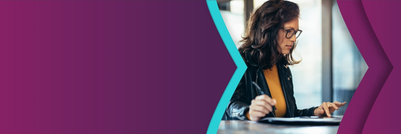Lady working on her PC, Skrill Business support