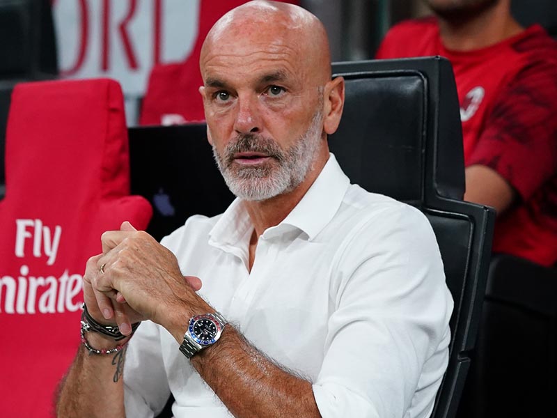 Pioli watches Zlatan