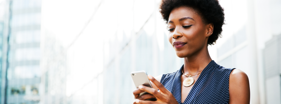 Women with phone in hand